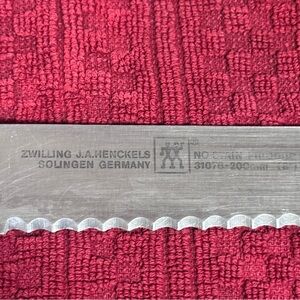 Henckle Bread Knife